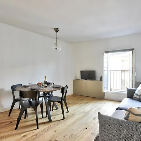 Cocon Pour 2 Au Coeur De Montmartre * Párizs