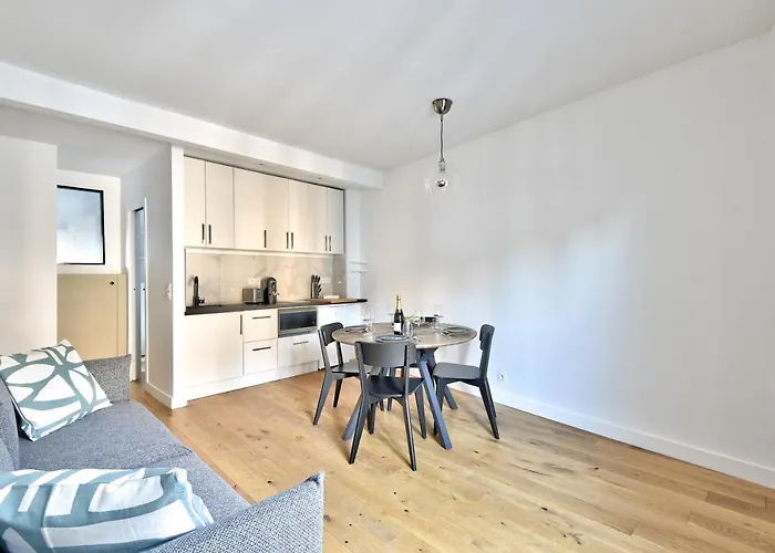 Cocon Pour 2 Au Coeur De Montmartre